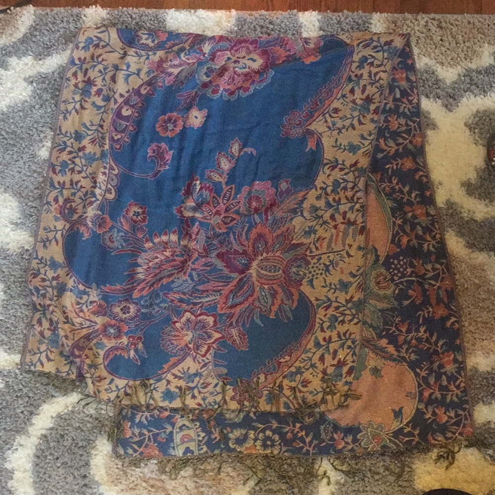 Large spring scarf